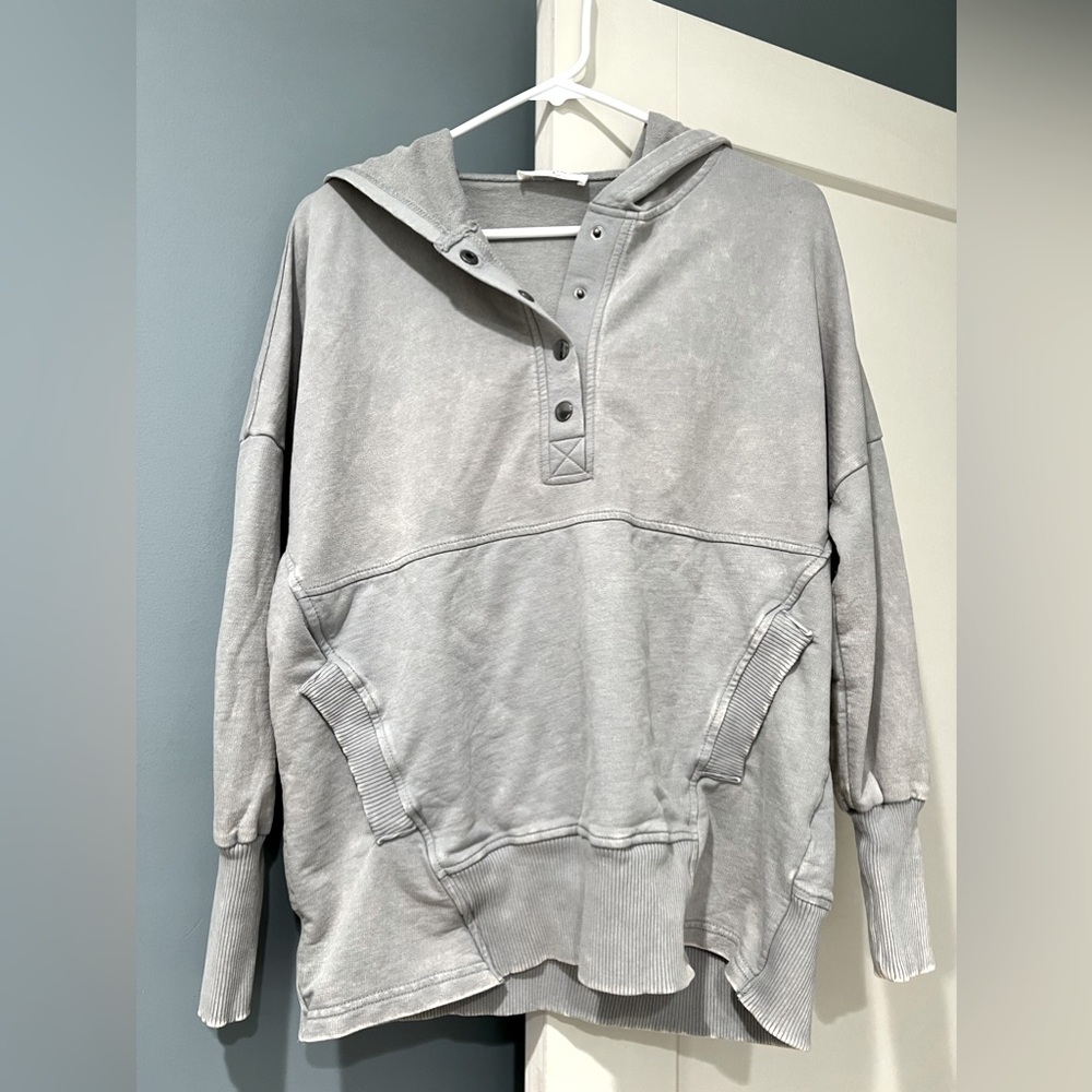 Zenana ice grey acid wash size small oversized fit hoodie.